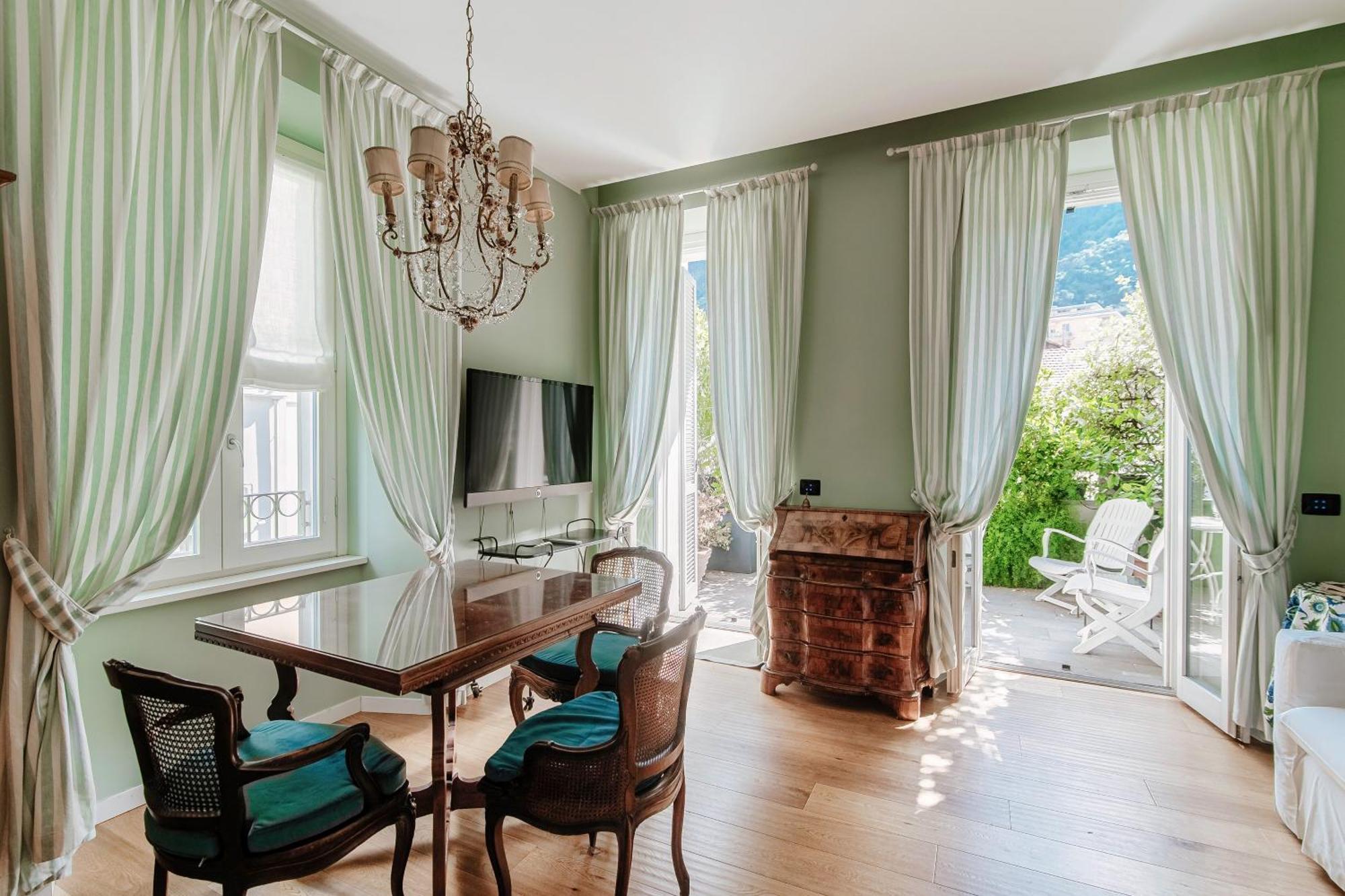 Green Home 65 - The House Of Travelers Комо Экстерьер фото