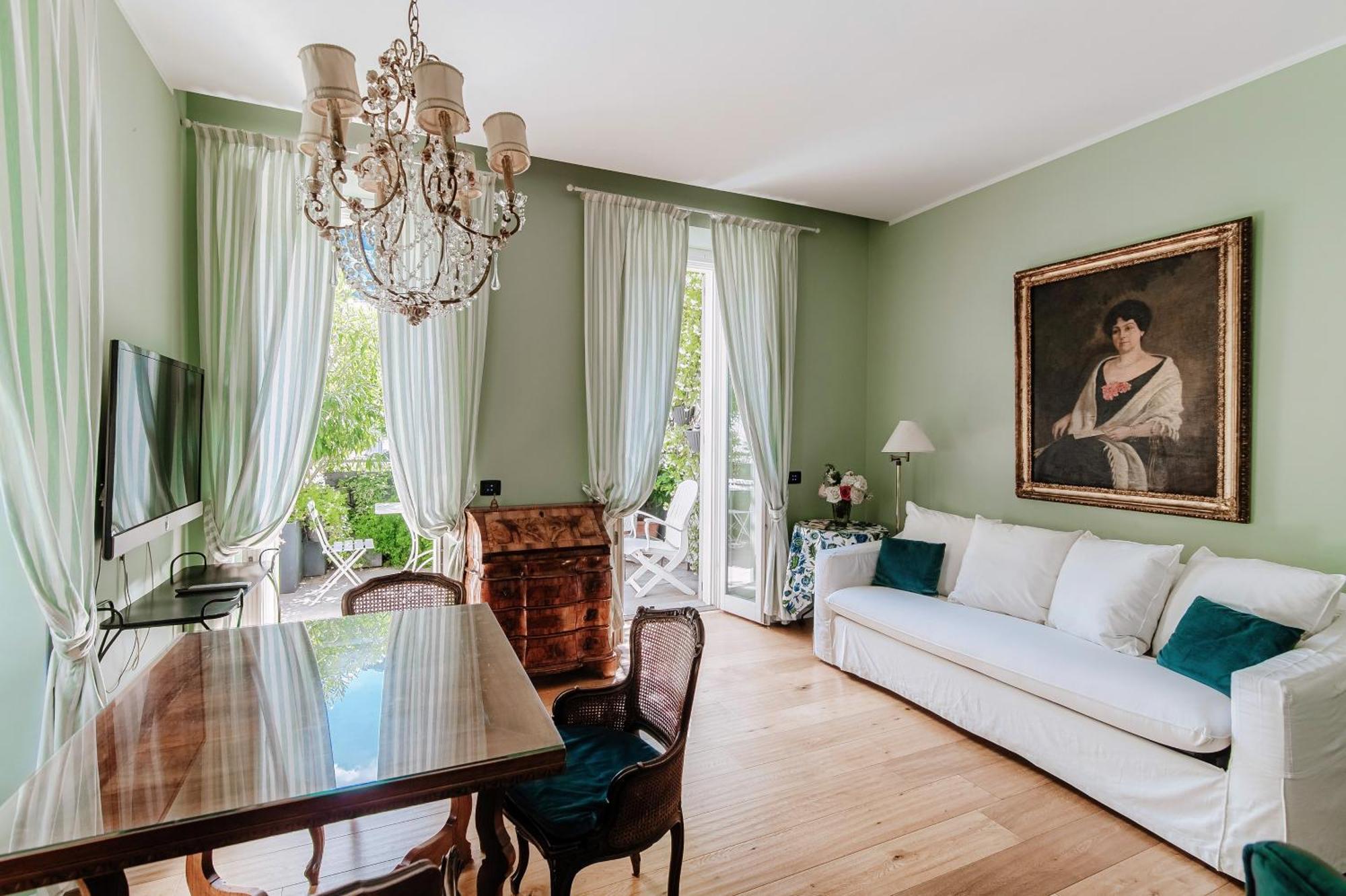 Green Home 65 - The House Of Travelers Комо Экстерьер фото