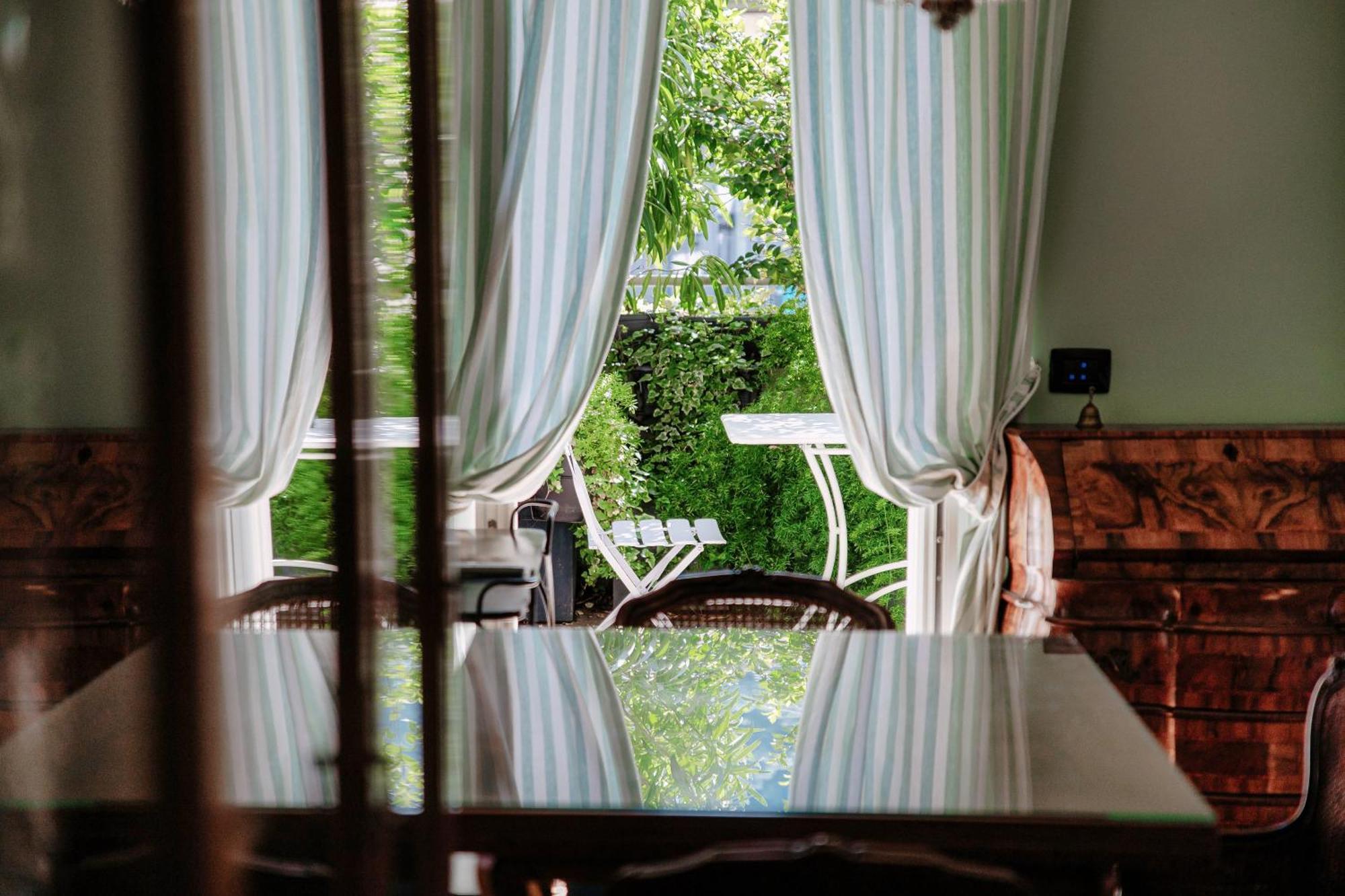 Green Home 65 - The House Of Travelers Комо Экстерьер фото