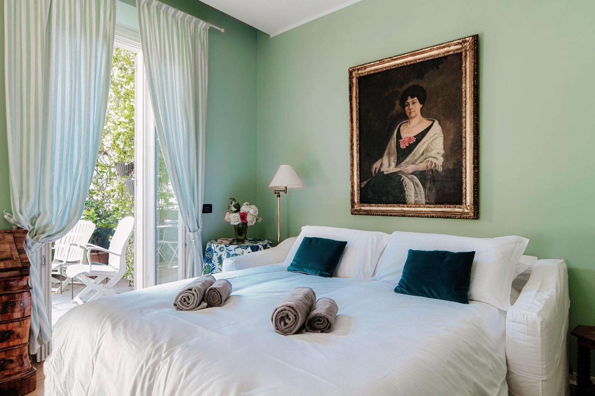Green Home 65 - The House Of Travelers Комо Экстерьер фото