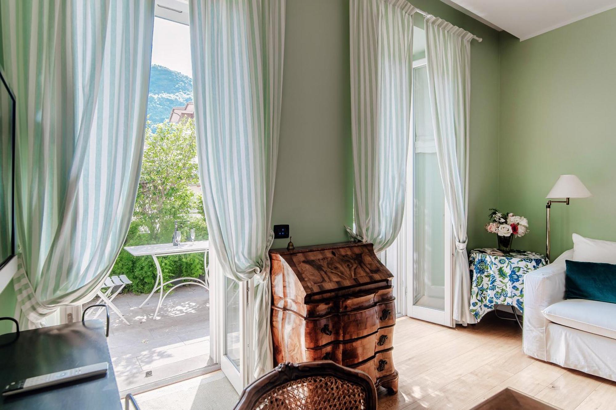 Green Home 65 - The House Of Travelers Комо Экстерьер фото