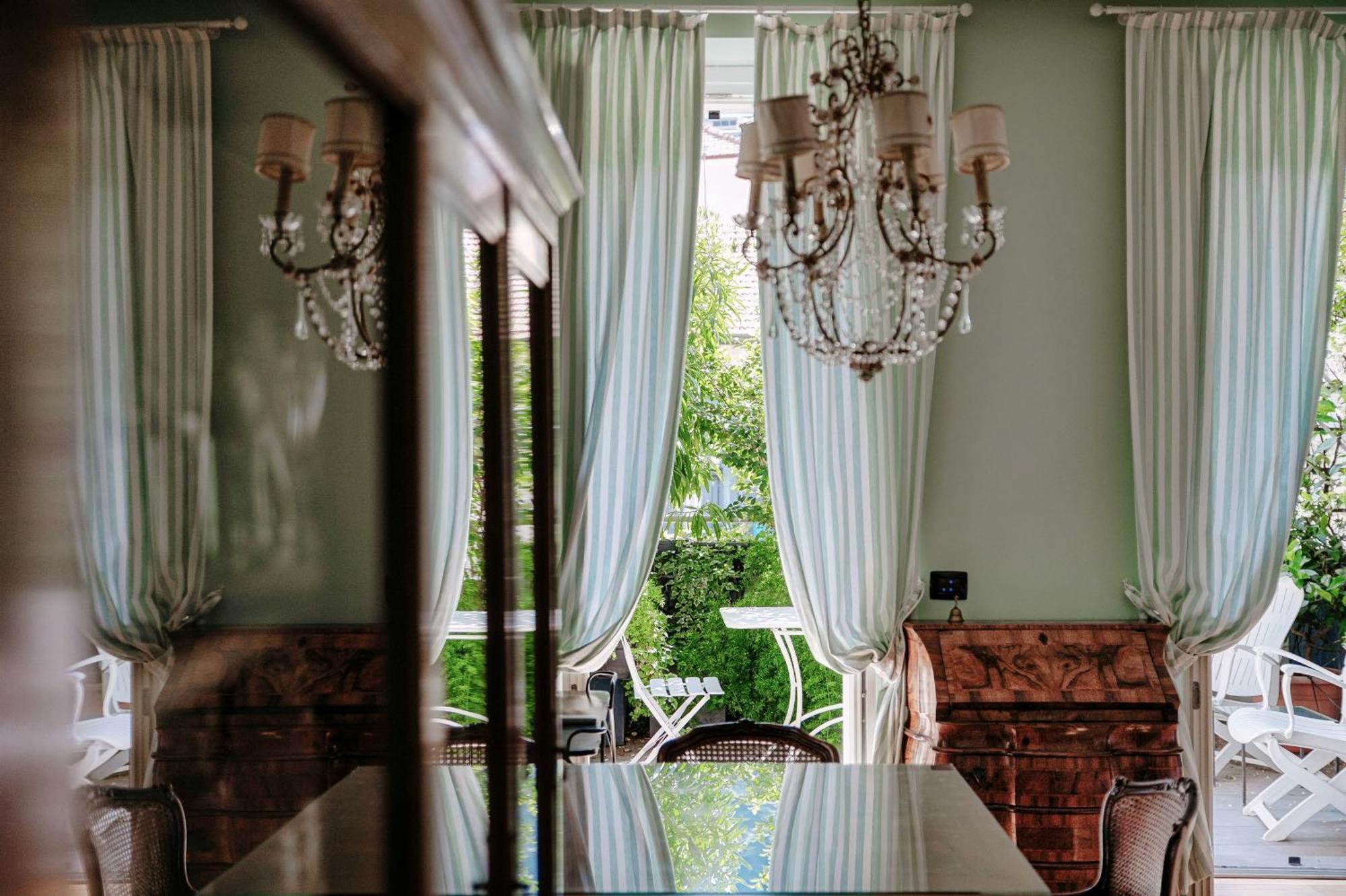 Green Home 65 - The House Of Travelers Комо Экстерьер фото